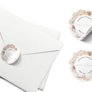 lukning af kuvert med afsenderstickers
