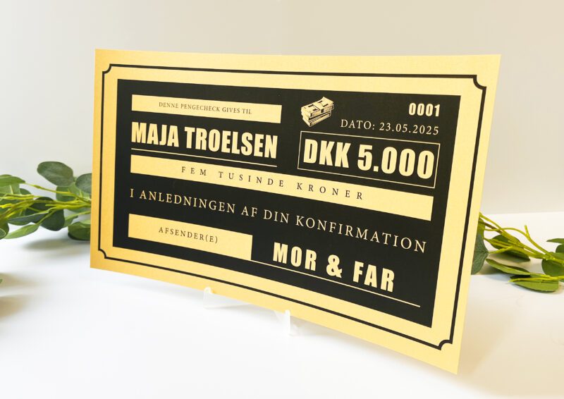 GAVER OG UNDERHOLDNING