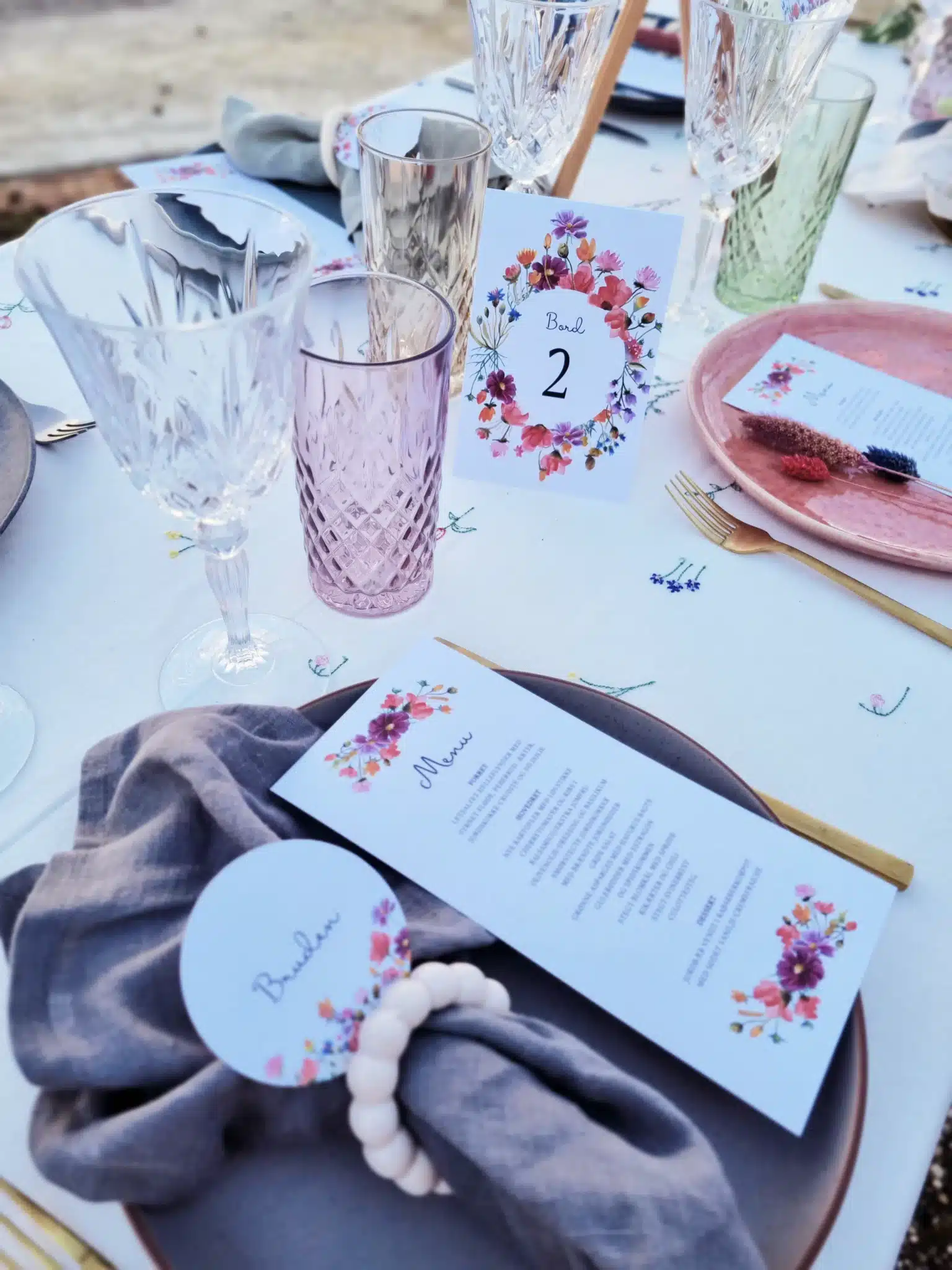 Tryksager i samme design til festlige begivenheder
