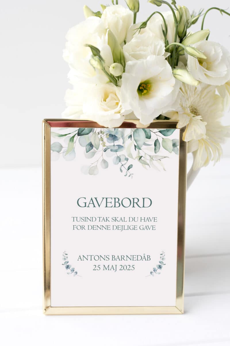 Gavebord skilt med eukalyptus grene