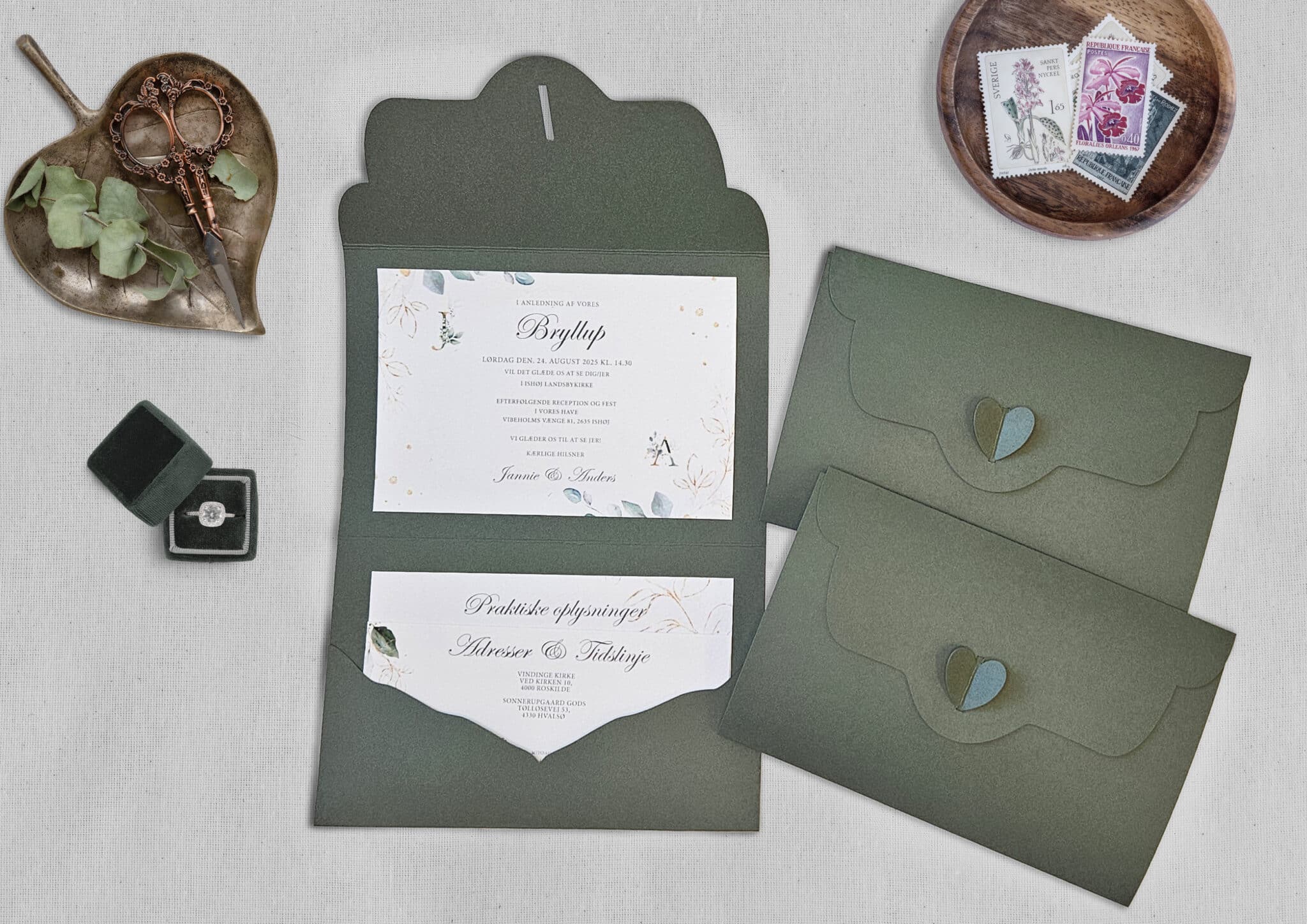 Pocket fold gold leaf