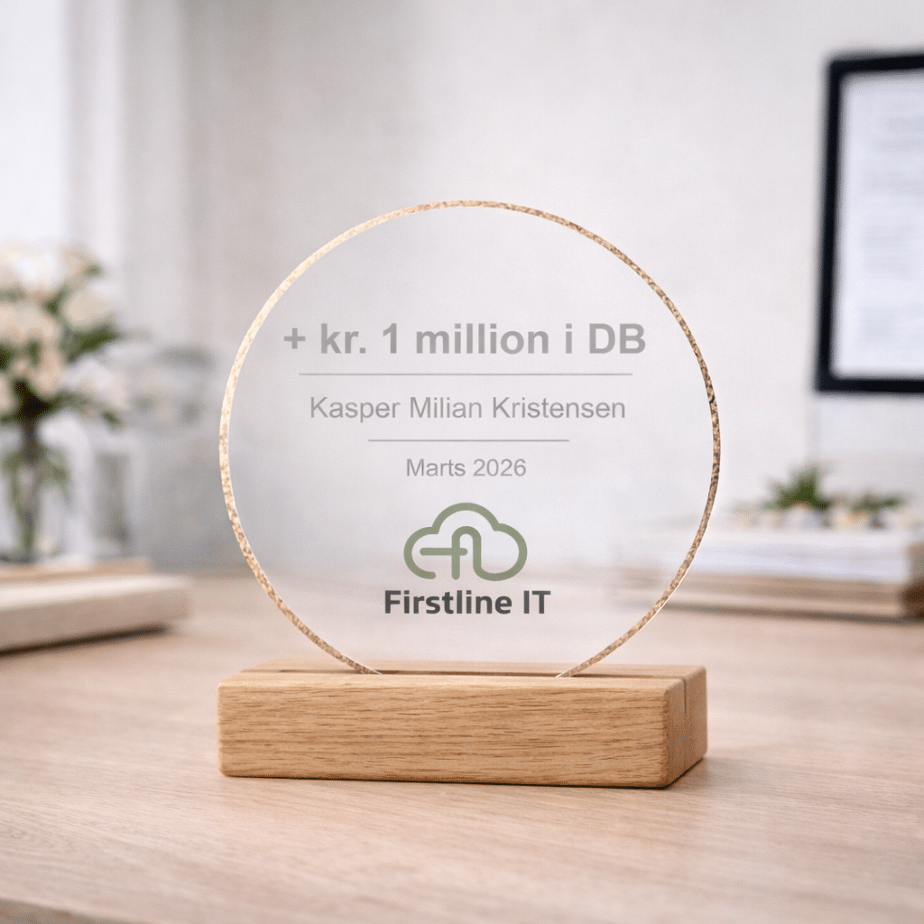 Awards i akryl produceret til virksomhed og medarbejderkåring