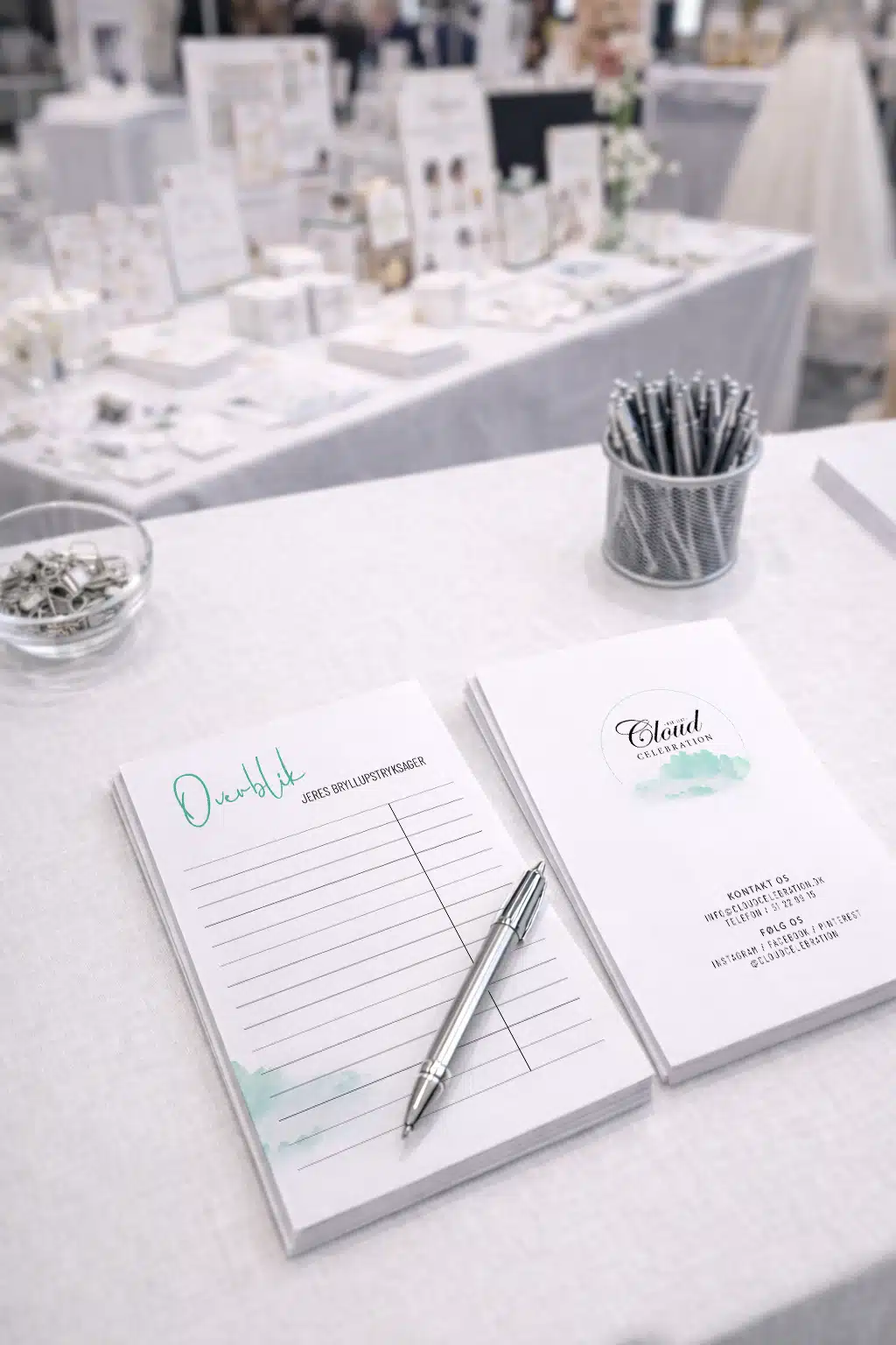 Messemateriale til virksomheder med tryksager, kort og branding til messe